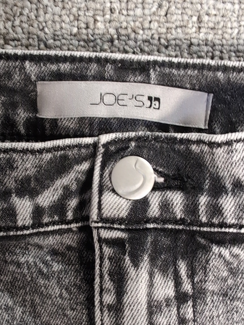 Joe's Jeans Leah High-Rise Distressed Denim Skirt Front Slit Acid Gray Size 32 - Picture 3 of 9